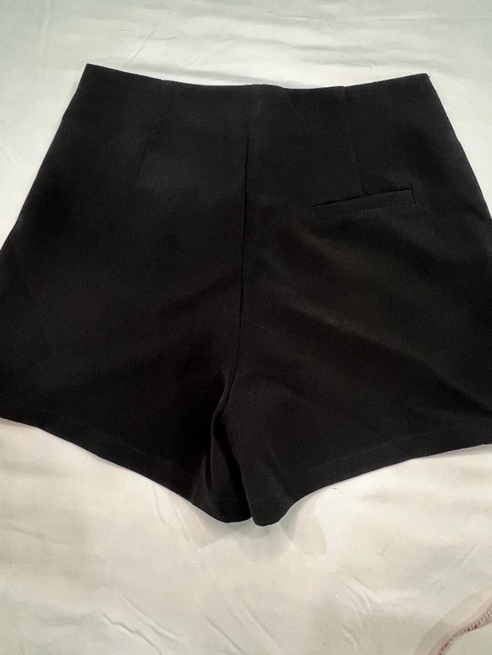 NWOT Gracia Black High Rise Tailored Dress Shorts Side Zip M